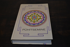 PÜHITSEMINE - by Elisabeth Haich (1 foto / 10)