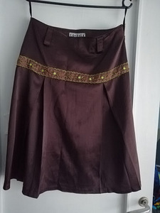 Красивая вышитая юбка, 40 размер