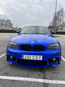 BMW 118 (6 фото из 11)