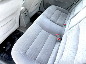 Volkswagen Passat 1.9 Автомат (10 фото из 15)