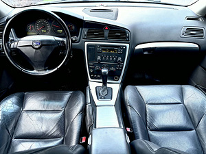 Volvo s60 Facelift 2.4 дизель АВТОМАТ (6 фото из 15)