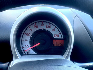 Peugeot 107 (10 foto / 14)