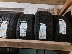Müüa uus talverehvide komplekt 245/40/R18 Nokian (2 foto / 2)