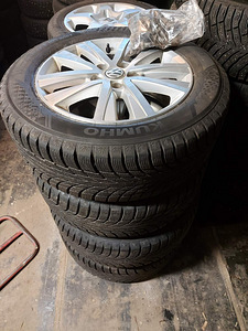Продам оригинальные диски R 17 5x120 с резиной 235/55/ R17 (1 фото из 4)