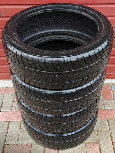 Шины 205/45R17"