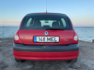 RENAULT CLIO TÜ 10.2024 / 1 OMANIK / AVARIIVABA (4 foto / 15)