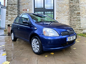 TOYOTA YARIS / TÜV 12.2025 (2 foto / 15)