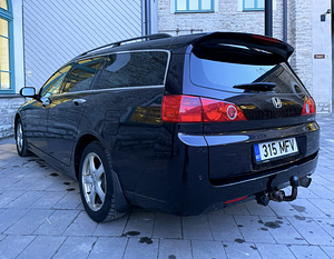 HONDA ACCORD / AUTOMAAT / AVARIIVABA / ÜV 07.2025 (4 foto / 15)