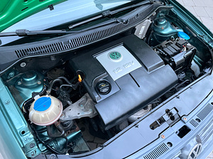 VOLKSWAGEN POLO / FACELIFT / TÜV 12.2025 (6 foto / 15)