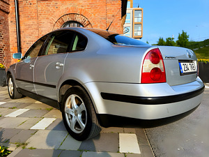 VOLKSWAGEN PASSAT B5.5 FACELIFT / ВЕЛЮР / АВТОМАТ (4 фото из 15)