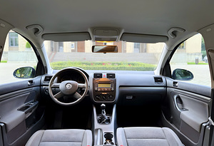 VOLKSWAGEN GOLF 5 / 2 OMANIKKU / ÜV 11.2025 (10 foto / 15)