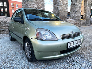 TOYOTA YARIS / BENSIIN / AVARIIVABA (2 foto / 15)