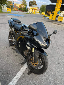 Kawasaki zx-10r (3 foto / 4)