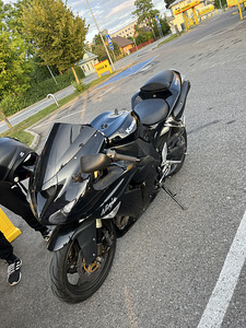 Kawasaki zx-10r (4 foto / 4)