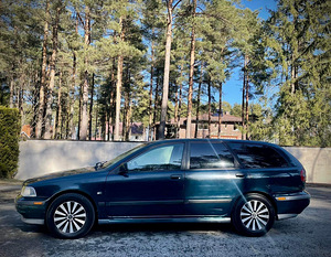 Autorent Volvo V40 (6 foto / 9)