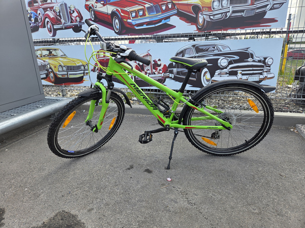 Merida Matts J24