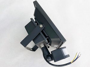 LED prozektor 30 W, NL-F-30W-I, liikumisanduriga (2 foto / 6)