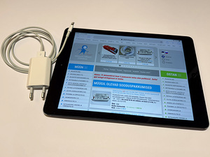 Планшет Apple iPad Air 9,7", 64 ГБ, Wi-Fi + Cellular, серый (3 фото из 3)