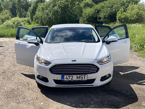 Ford Mondeo (3 фото из 7)
