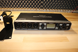 Roland UA1010 OCTA-CAPTURE (1 foto / 3)