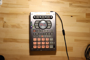 Roland SP404 SX (1 foto / 2)