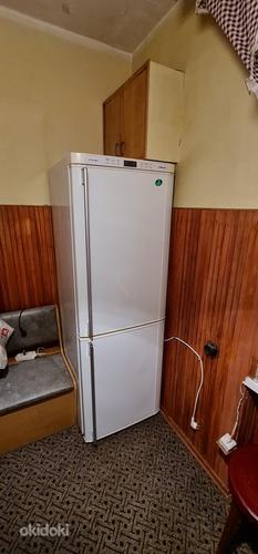 Современный холодильник Samsung NO FROST (фото #7)