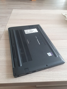 Dell Latitude 7390, 13.3" sülearvuti (5 foto / 5)