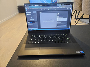 2022 Razer Blade Advanced - i7 11800H, RTX 3070, 32GB DDR4 (2 foto / 4)