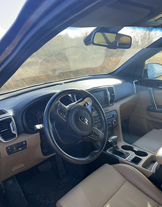 Kia Sportage (7 foto / 14)