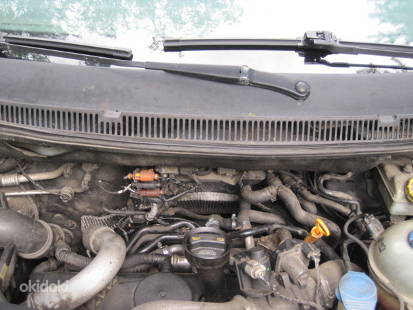 VW CARAVELLE T5 2,5 TDI 2007 AUTOMAAT (foto #8)