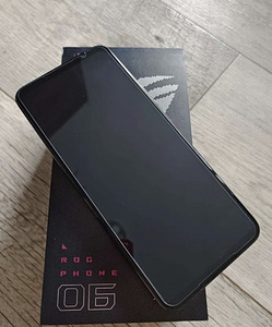 ASUS ROG Phone 6 12/256GB Black (2 foto / 2)