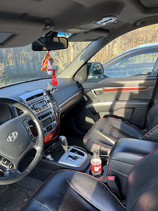 Müüa auto Hyundai Santa Fe (4 foto / 6)