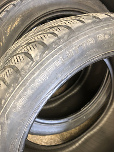NOKIAN Hakkapeliitta R2 4tk 245/45 R19 M+S (3 foto / 7)