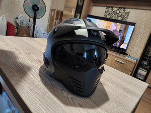 Uued kiivrid 2tk XL suuruses (3 foto / 5)