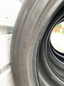 CONTINENTAL CONTISPORTCONTACT 5 235/45 R20 (4 foto / 6)