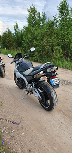 Suzuki GSR 600 (3 foto / 5)