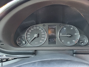 Mercedes-Benz c200 (14 foto / 14)