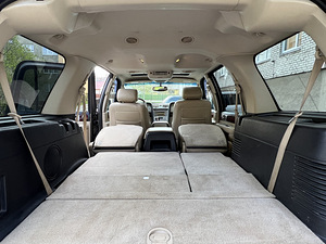 Lincoln Navigator (7 foto / 15)