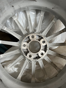 MERCEDES-BENZ GLA MERCEDES-BENZ DUNLOP SP WINTER SPORT (2 foto / 4)