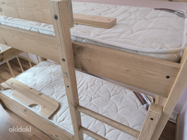 Двухъярусная деревянная кровать 155х70 + 2 матраца + 2 ящика (фото #4)