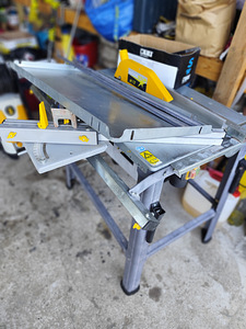 Platesaag Woodstar ST12 (7 foto / 7)