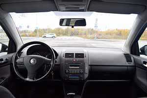VW Polo 1.4 Бензин, Автомат (7 фото из 7)