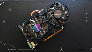 NVIDIA GeForce GTX 750 Ti GPU (1 foto / 1)