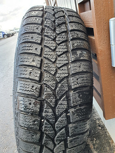 Rehvid + veljed 2tk 205/60/16 (2 foto / 3)