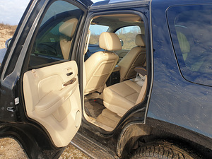 Cadillac escalade 2011 B+G (5 foto / 9)
