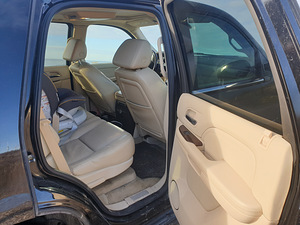 Cadillac escalade 2011 B+G (8 foto / 9)