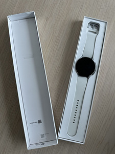 Samsung Galaxy Watch5 nutikell 4G LTE 44mm (2 foto / 2)