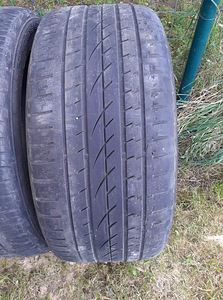 Шины 295 / 40.R21 (3 фото из 4)