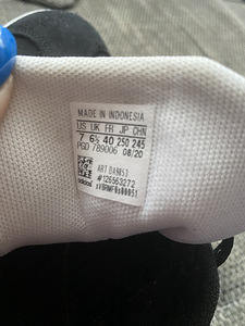Adidas 40 (2 фото из 4)