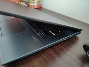 ASUS VivoBook Pro 14 OLED (6 foto / 10)